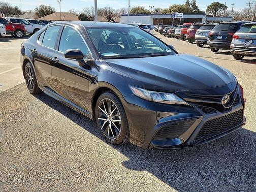 Midnight Black Metallic 2023 Toyota Camry SE
