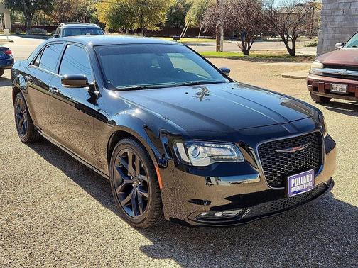 2023 Chrysler 300 S