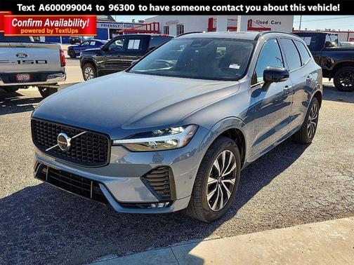 2023 Volvo XC60 B5 Plus Dark Theme