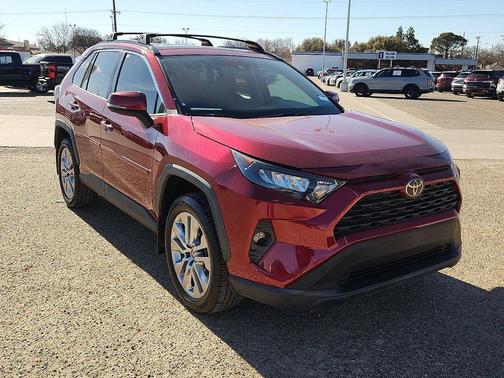 2021 Toyota RAV4 XLE Premium