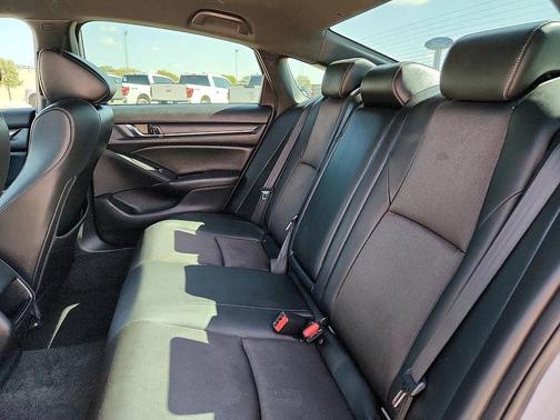 2022 Honda Accord Hybrid Base