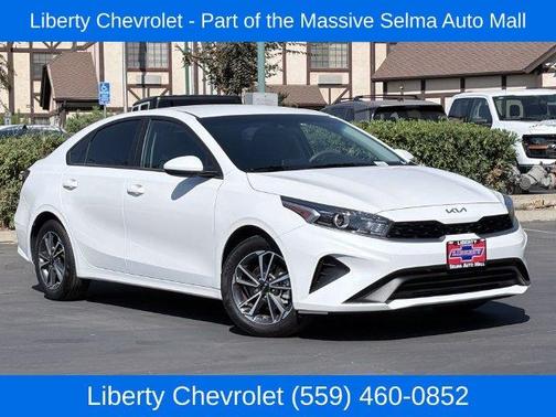 Snow White Pearl 2023 Kia Forte LXS