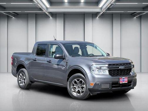Gray Metallic 2024 Ford Maverick XLT