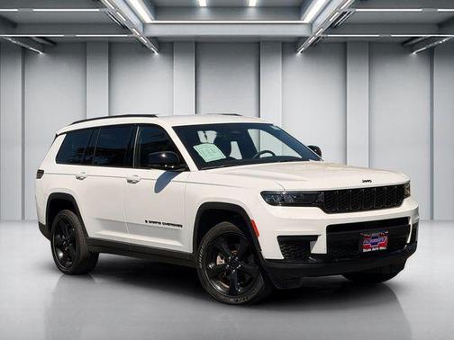 2023 Jeep Grand Cherokee L Laredo