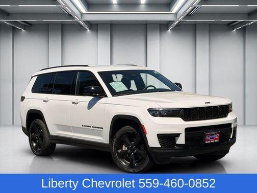 Bright White Clearcoat 2023 Jeep Grand Cherokee L Laredo