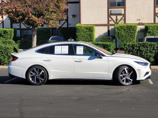 2022 Hyundai SONATA SEL Plus