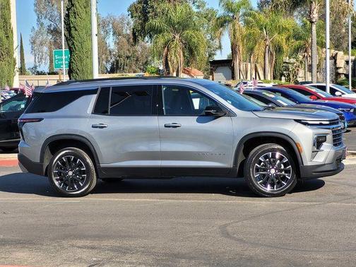 Sterling 2026 Chevrolet Traverse LT