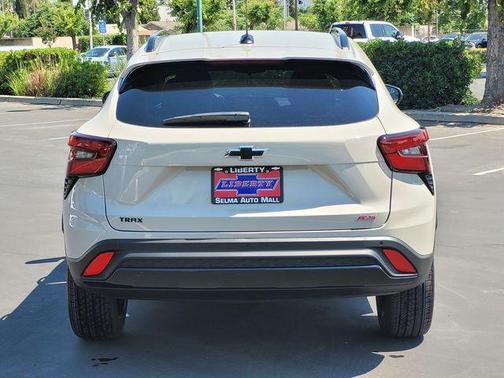 White 2026 Chevrolet Trax 2RS