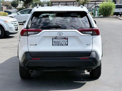 Super White 2019 Toyota RAV4 XLE