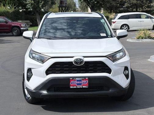 Super White 2019 Toyota RAV4 XLE