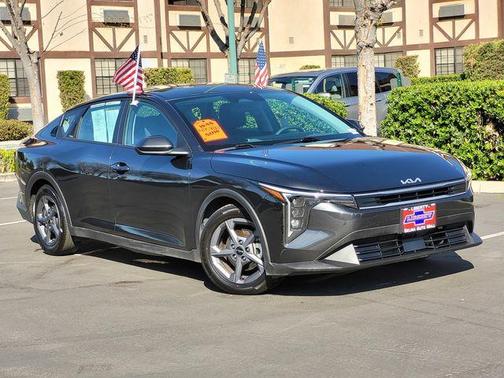 Gray 2025 Kia K4