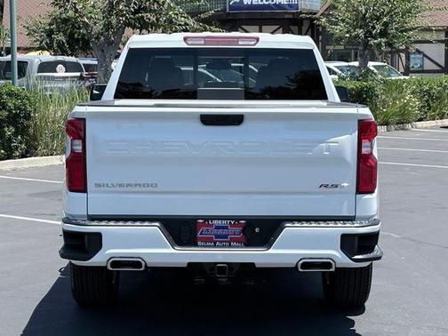 Summit White 2026 Chevrolet Silverado 1500 RST