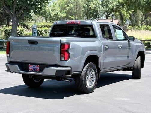 Sterling Gray Metallic 2026 Chevrolet Colorado LT