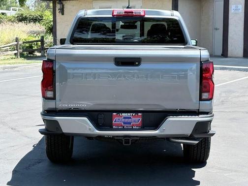 Sterling Gray Metallic 2026 Chevrolet Colorado LT