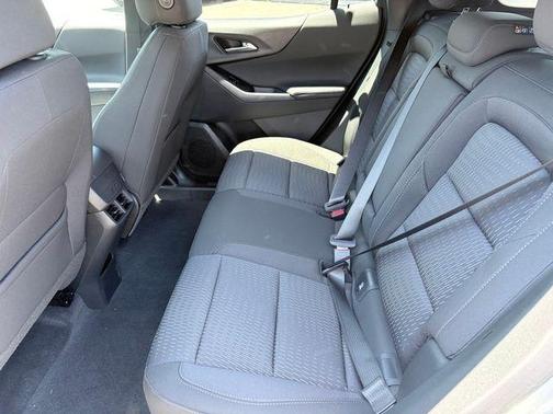 Sterling Gray Metallic 2026 Chevrolet Equinox LT