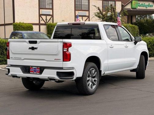 Summit White 2026 Chevrolet Silverado 1500 RST