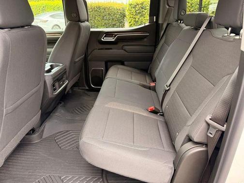 Summit White 2026 Chevrolet Silverado 1500 RST