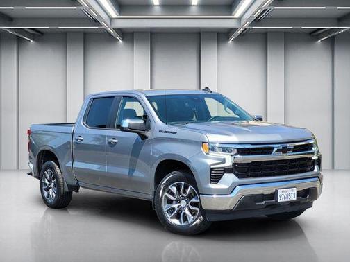 Sterling Gray Metallic 2023 Chevrolet Silverado 1500 LT