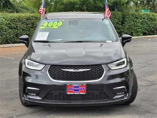 2022 Chrysler Pacifica Hybrid Touring L