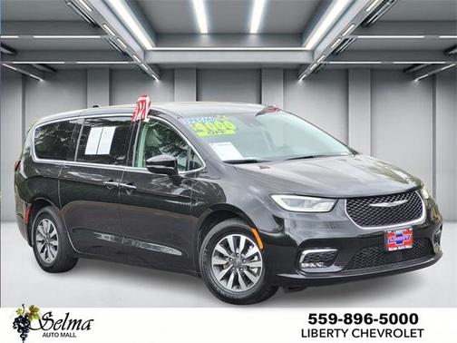 2022 Chrysler Pacifica Hybrid Touring L
