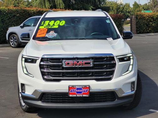 2024 GMC Acadia Elevation