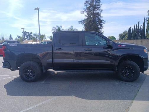 Dark Ash Metallic 2023 Chevrolet Silverado 1500 LT Trail Boss