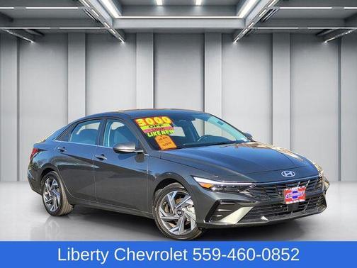 Gray 2025 Hyundai ELANTRA SEL Convenience