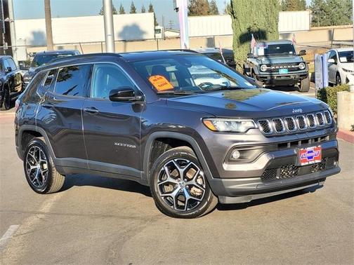 2024 Jeep Compass Latitude