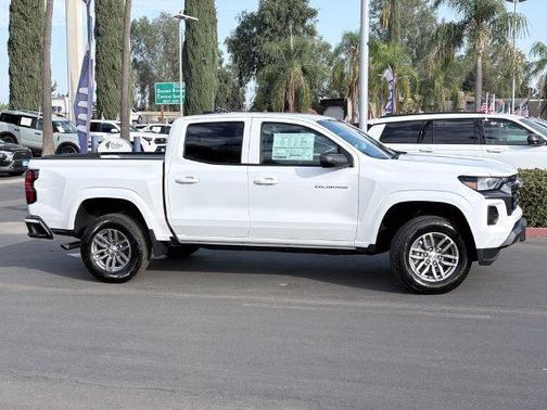 Summit White 2026 Chevrolet Colorado LT