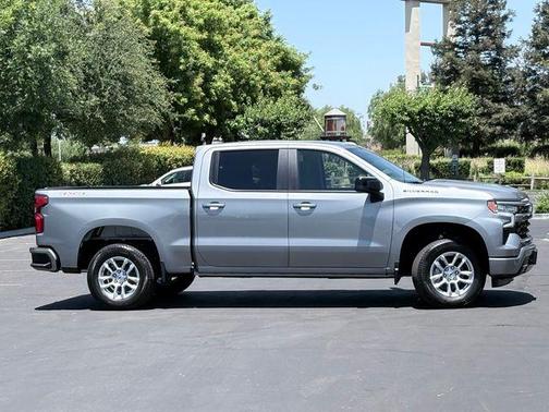 Sterling Gray Metallic 2026 Chevrolet Silverado 1500 RST