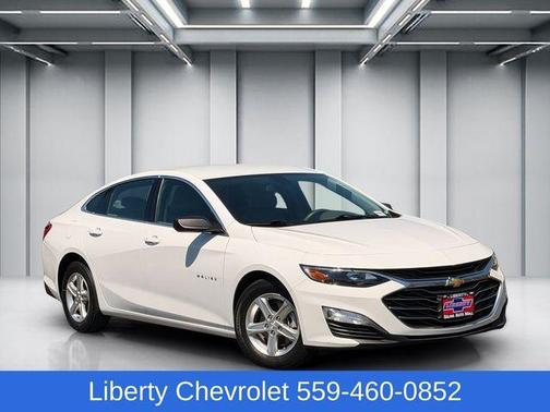 Summit White 2022 Chevrolet Malibu 1LS