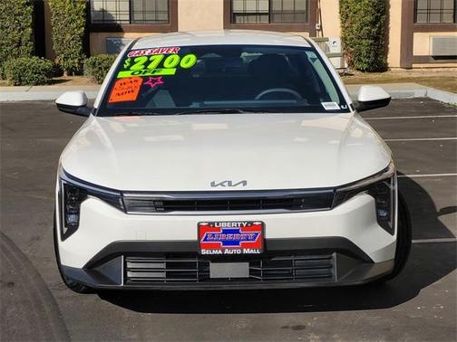 2025 Kia K4 