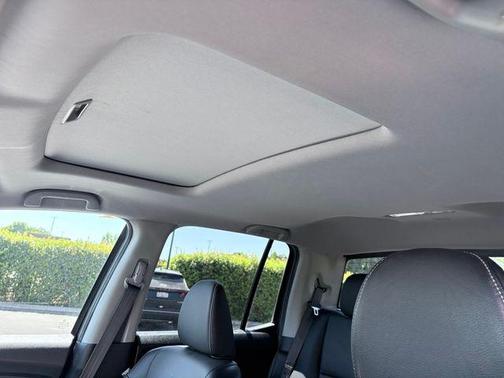 Crystal Black Pearl 2022 Honda Ridgeline RTL-E