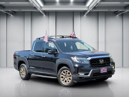 Crystal Black Pearl 2022 Honda Ridgeline RTL-E