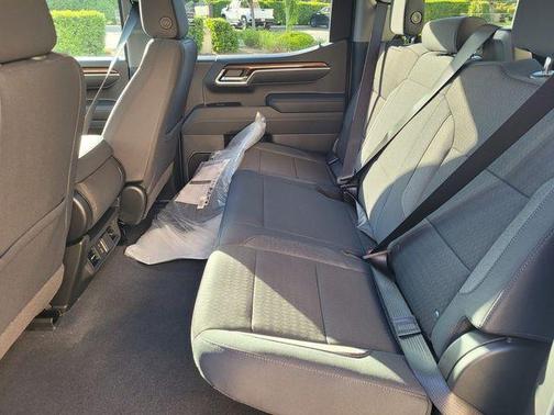 Summit White 2026 Chevrolet Silverado 1500 RST