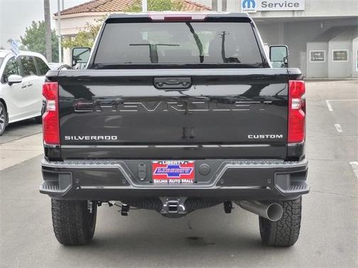 2026 Chevrolet Silverado 2500 Custom