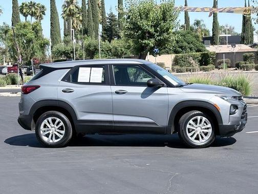Sterling Gray Metallic 2023 Chevrolet Trailblazer LS