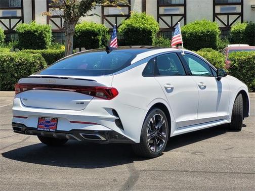 2022 Kia K5 GT-Line