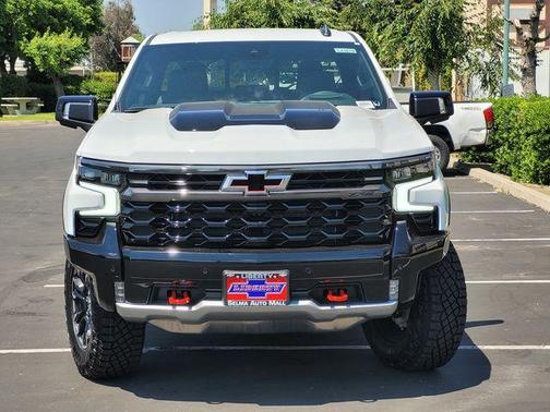 Summit White 2026 Chevrolet Silverado 1500 ZR2