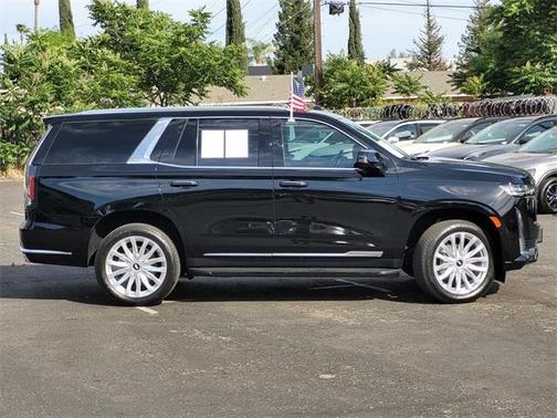 2024 Cadillac Escalade Luxury