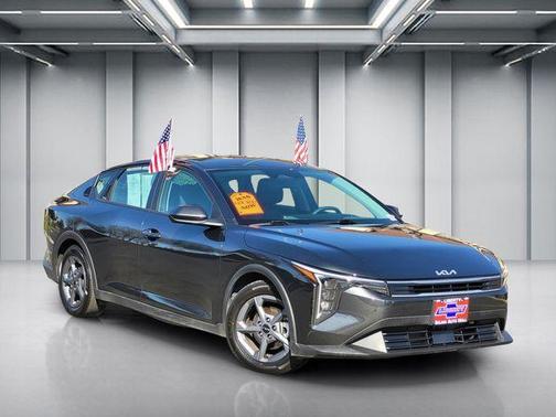 2025 Kia K4 