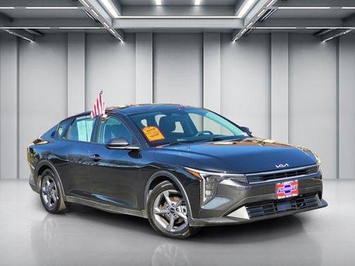 2025 Kia K4 