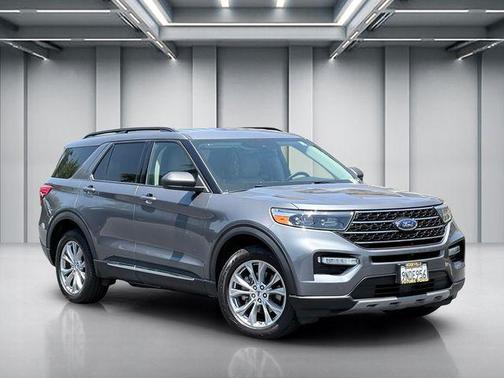 Gray Metallic 2024 Ford Explorer XLT