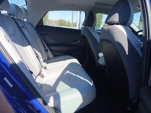 2024 Hyundai ELANTRA HEV Limited