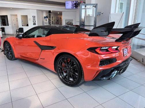 Sebring Orange Tintcoat 2027 Chevrolet Corvette ZR1