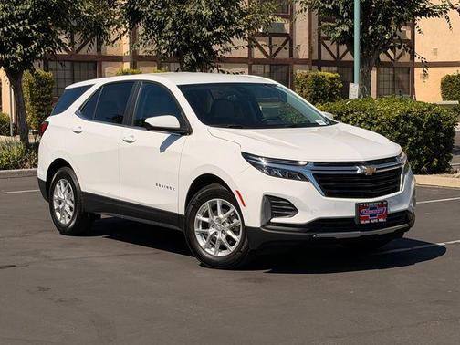 Summit White 2023 Chevrolet Equinox 2LT