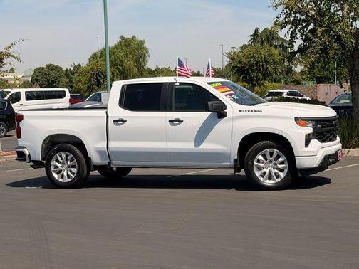 Summit White 2024 Chevrolet Silverado 1500 Custom