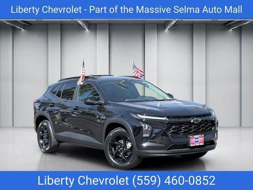 Black Metallic 2026 Chevrolet Trax LT