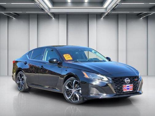 2023 Nissan Altima 2.5 SR