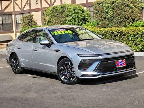 2025 Hyundai SONATA SEL